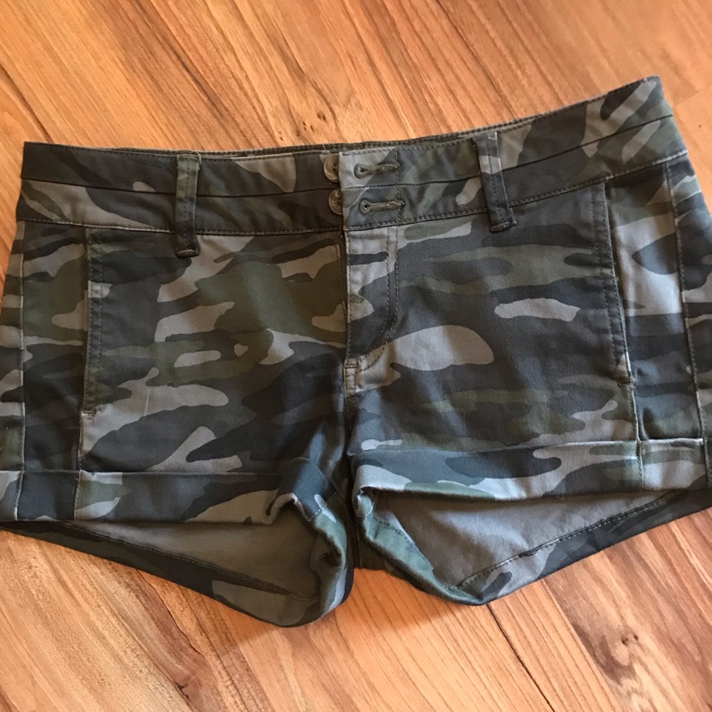 Express camo shorts